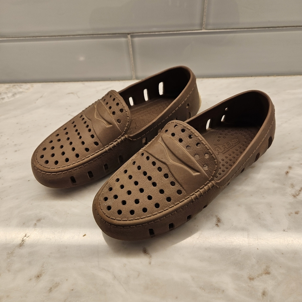 Boy's Brown Water Shoes